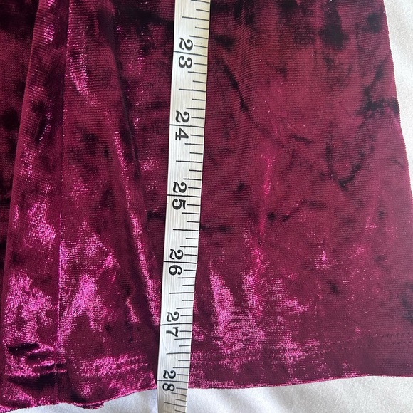 Hollister Burgundy Crushed Velvet Off Shoulder Dress Size XS - Picture 5 of 7